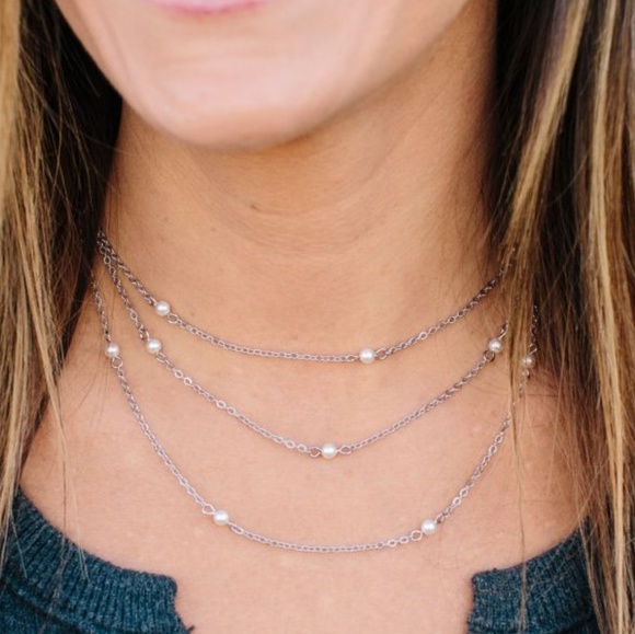 Origami Owl Jewelry - HTF Origami Owl Silver & Pearl Station Chain